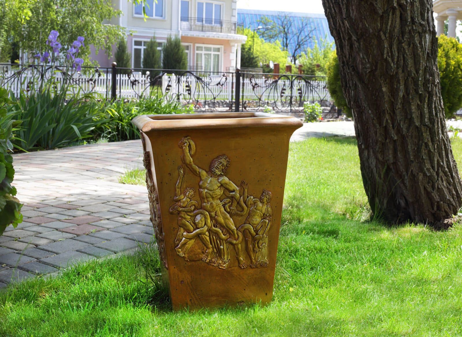 Вуличний вазон «Laokon» — 2